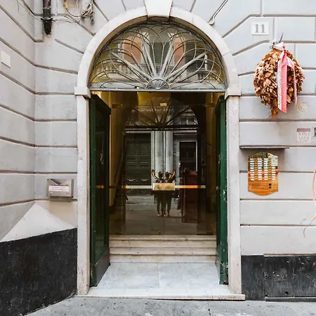 Apartamento Renovated With Balcony In San Lorenzo - With Elevator